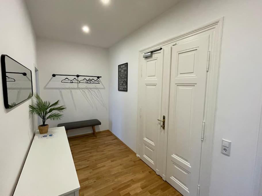 #Attraktive Altbauwohnung Im Leipziger Zentrum 1 Og Links Exteriör bild